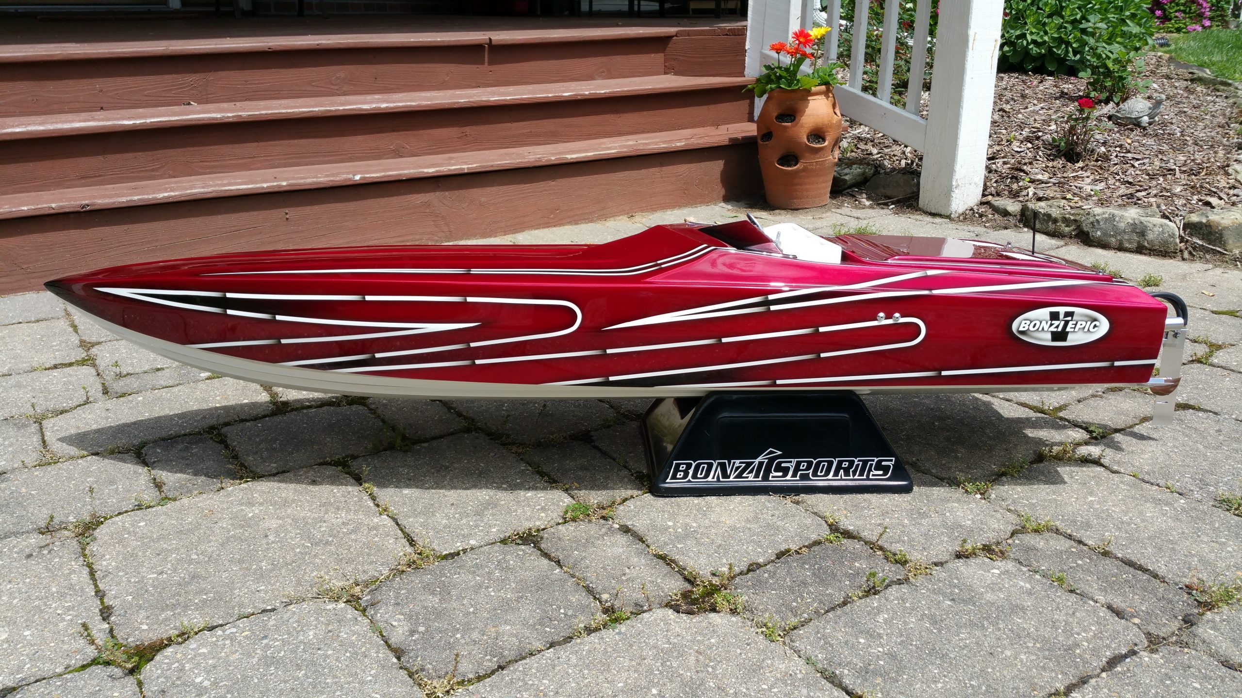 60″ Epic V RC Boat – Ready to Run - BZx2 Modification
